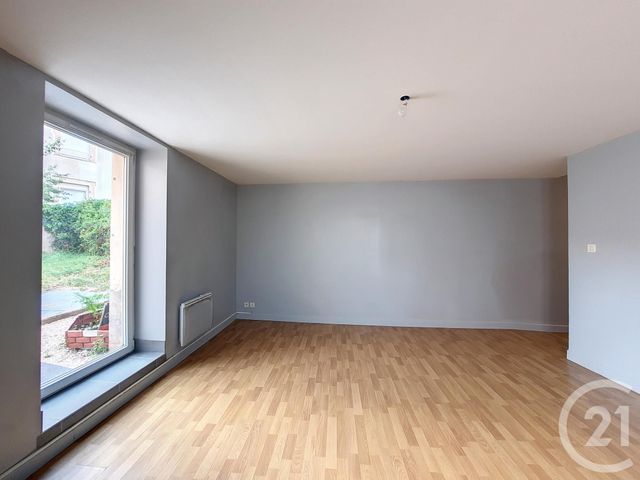 Appartement F2 à louer - 2 pièces - 47.07 m2 - REMIREMONT - 88 - LORRAINE - Century 21 Marion Et Colin